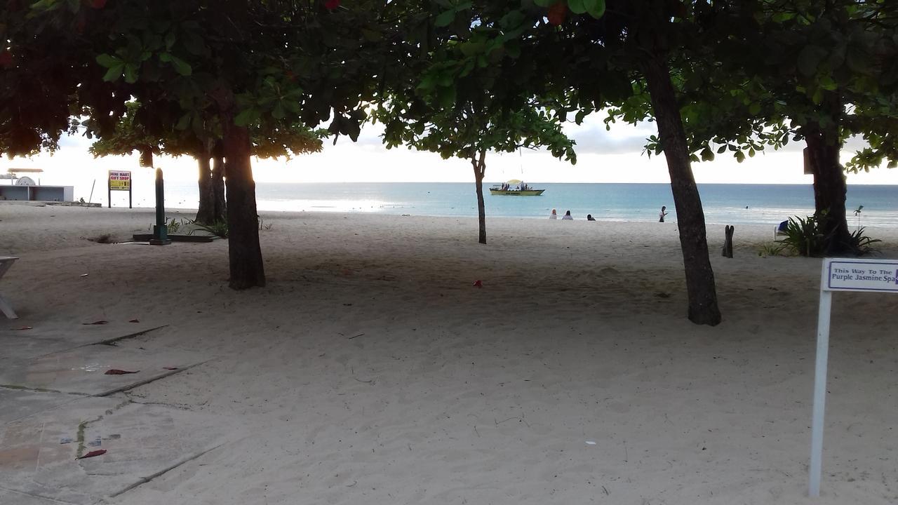 Negril Beach Club Condos Exterior foto